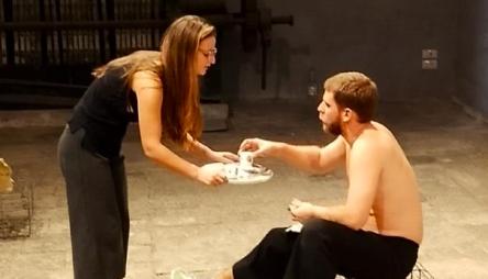 In scena “Pietra”, la performance con David Todorovic e Jovana Brnović